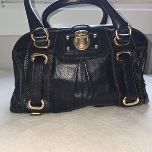 Elegant Black Leather Handbag